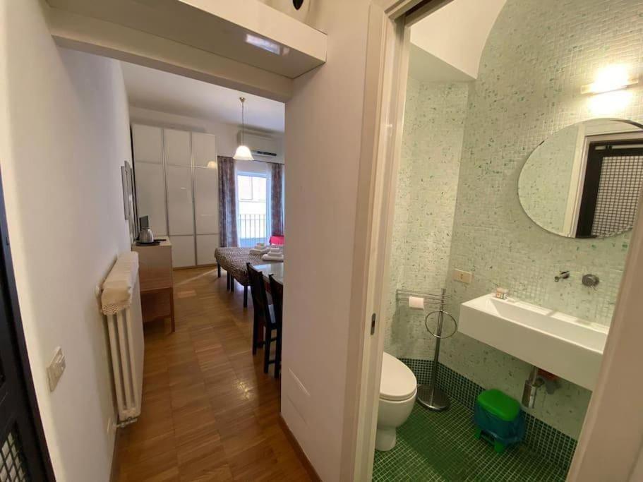 Studio Flat - Piazza San Cosimato By Yourhost โรม ภายนอก รูปภาพ