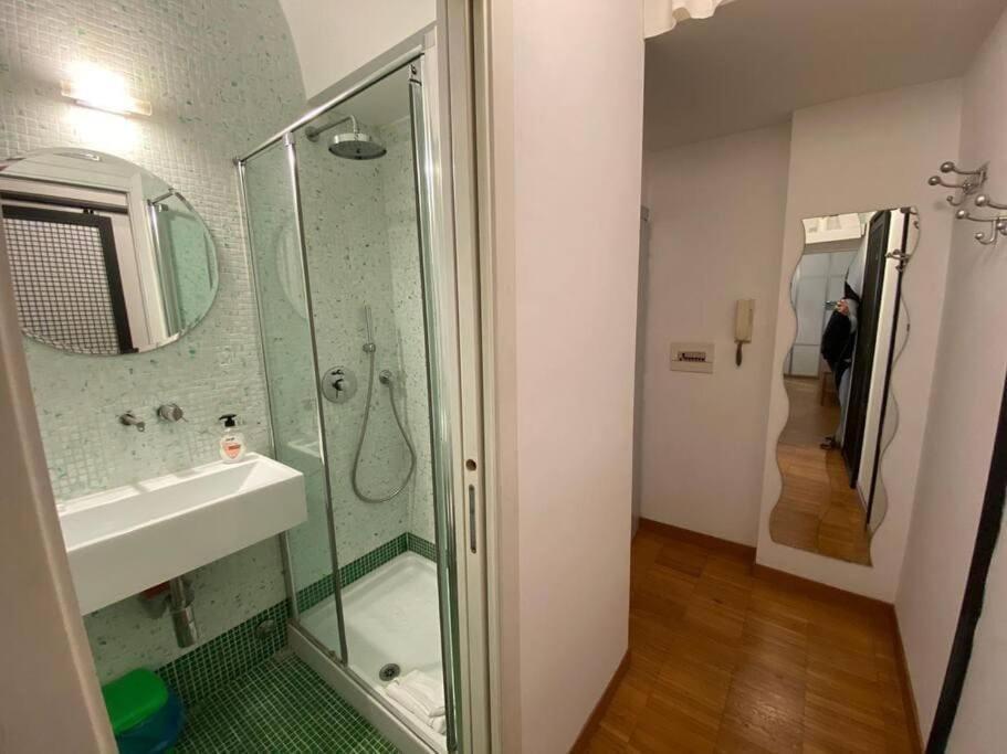 Studio Flat - Piazza San Cosimato By Yourhost โรม ภายนอก รูปภาพ